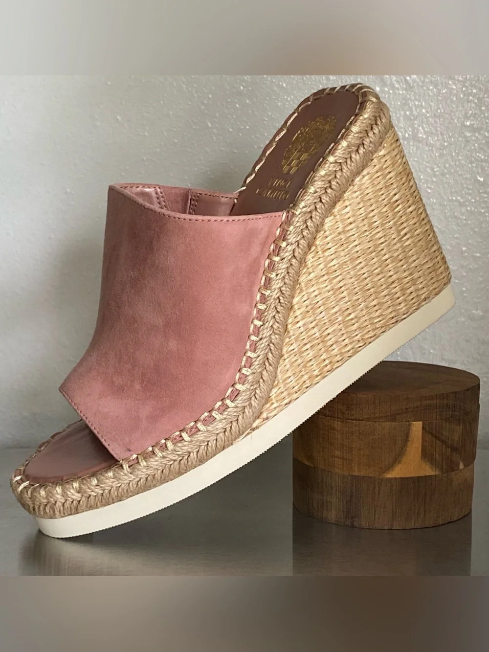 NEW VINCE CAMUTO DUSTY ROSE LEATHER WEDGE MULES